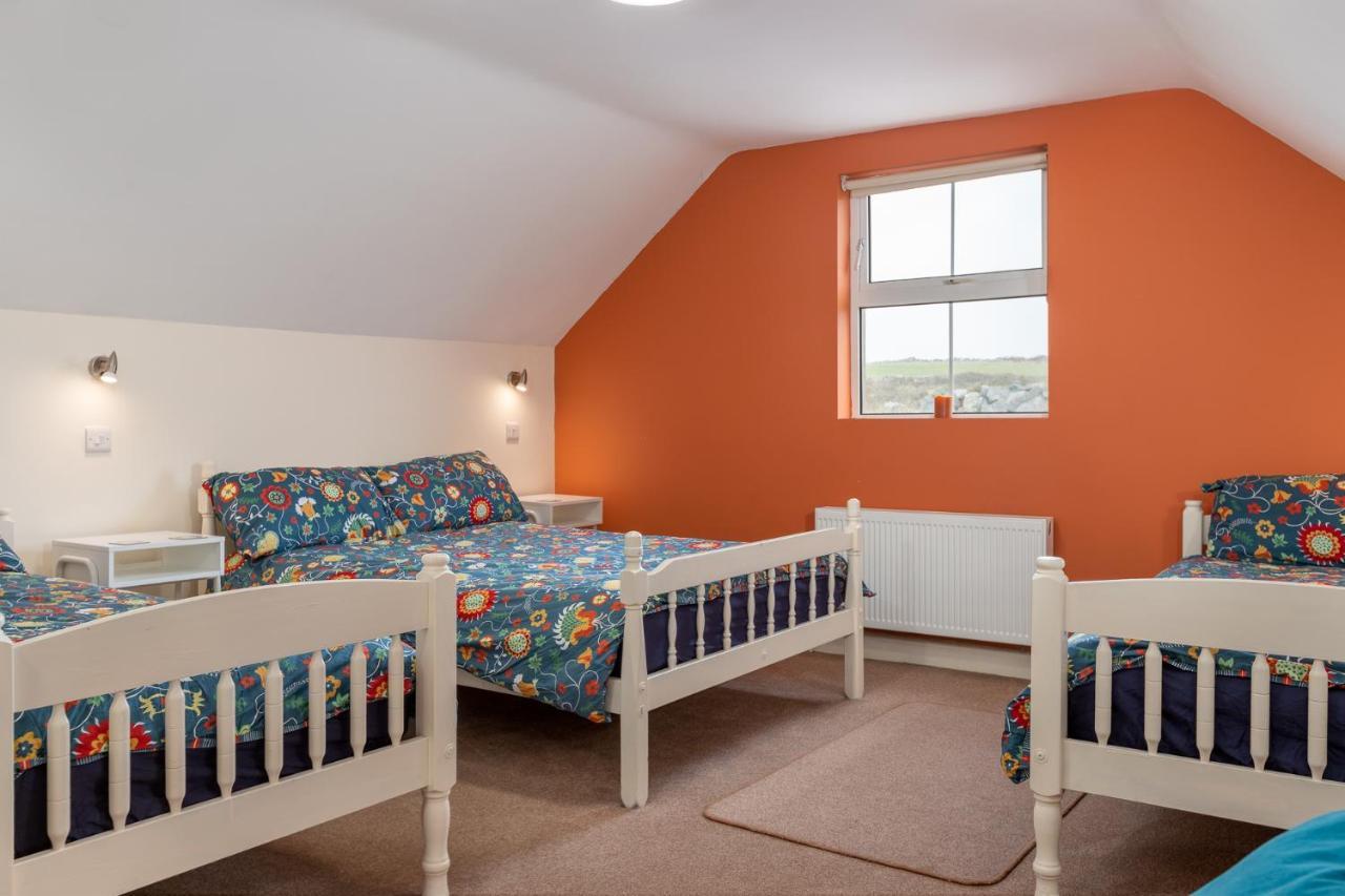 Hotel Into The Burren Murroogh Esterno foto