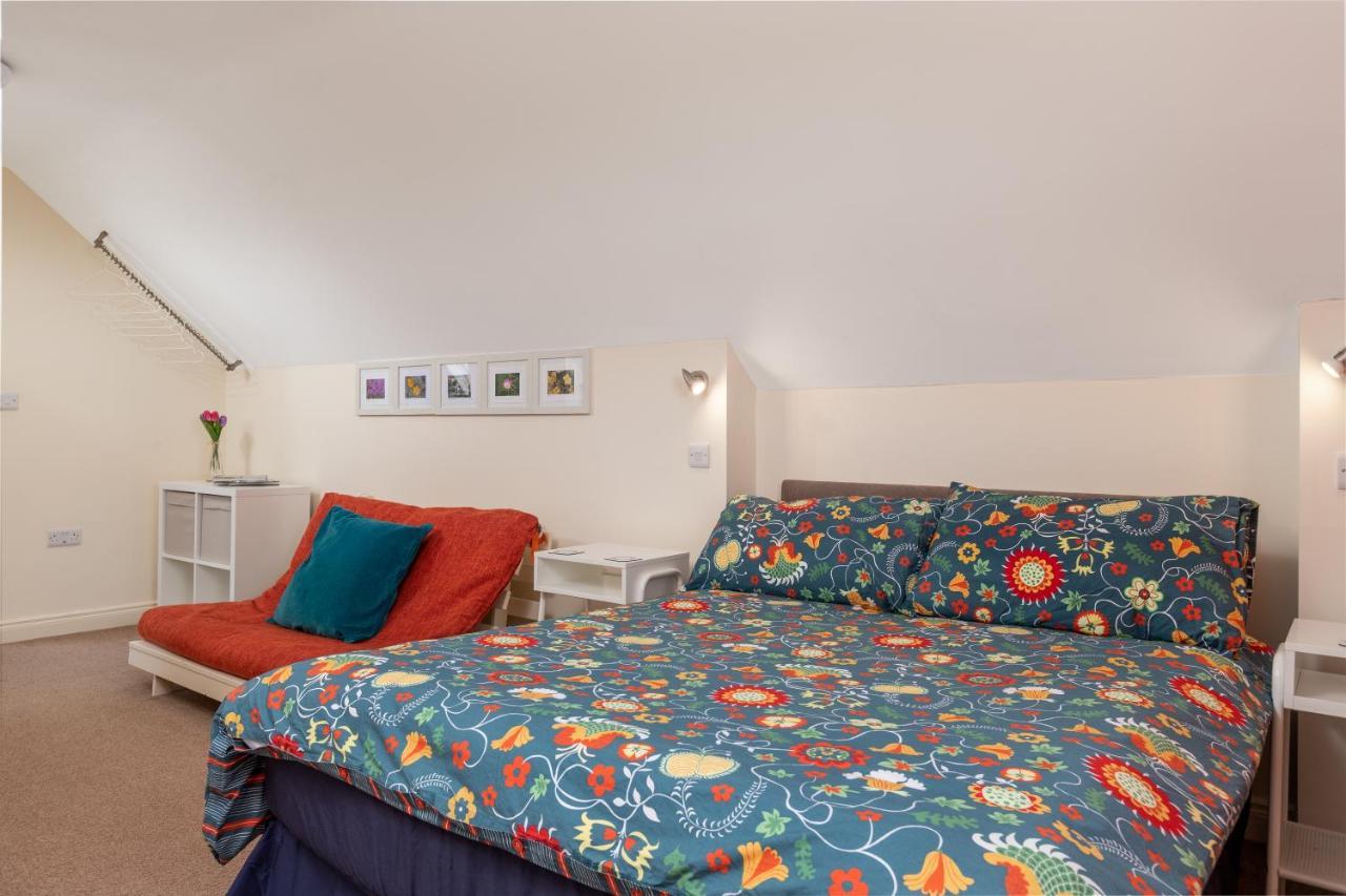 Hotel Into The Burren Murroogh Esterno foto