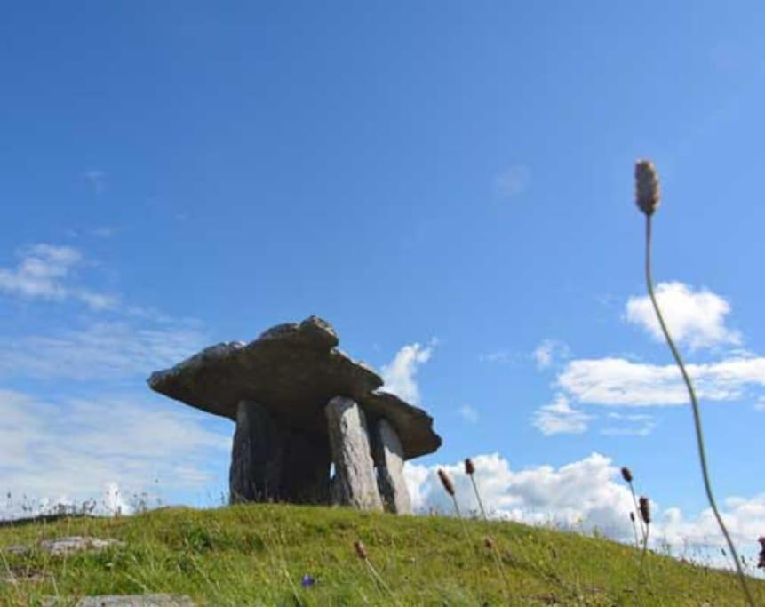 Hotel Into The Burren Murroogh Esterno foto