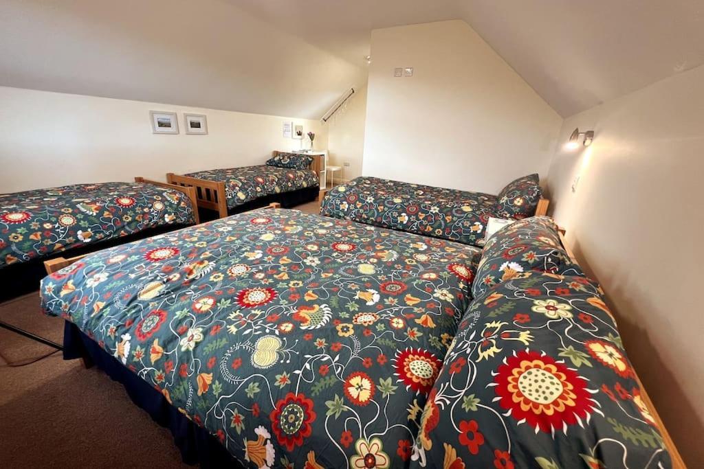 Hotel Into The Burren Murroogh Esterno foto